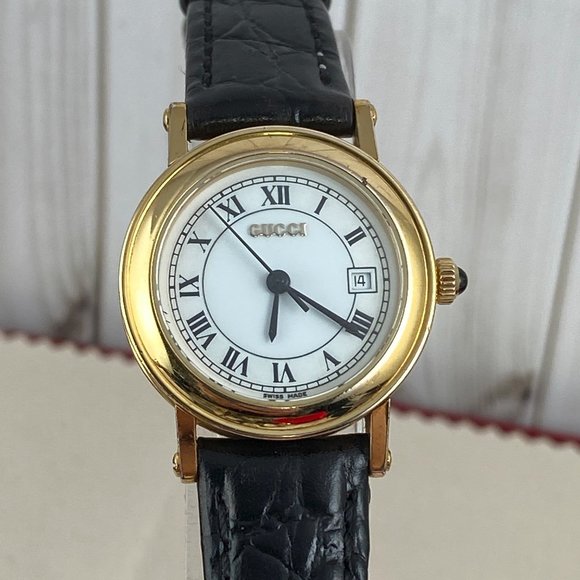 Authentic Vintage Swiss Made Ladies Gucci 7200L Watch 18K 10 Micron Gold Plating - Picture 3 of 12